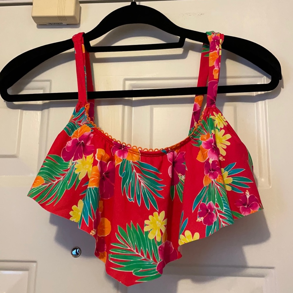 Hobie ruffled top flowered bikini size M
